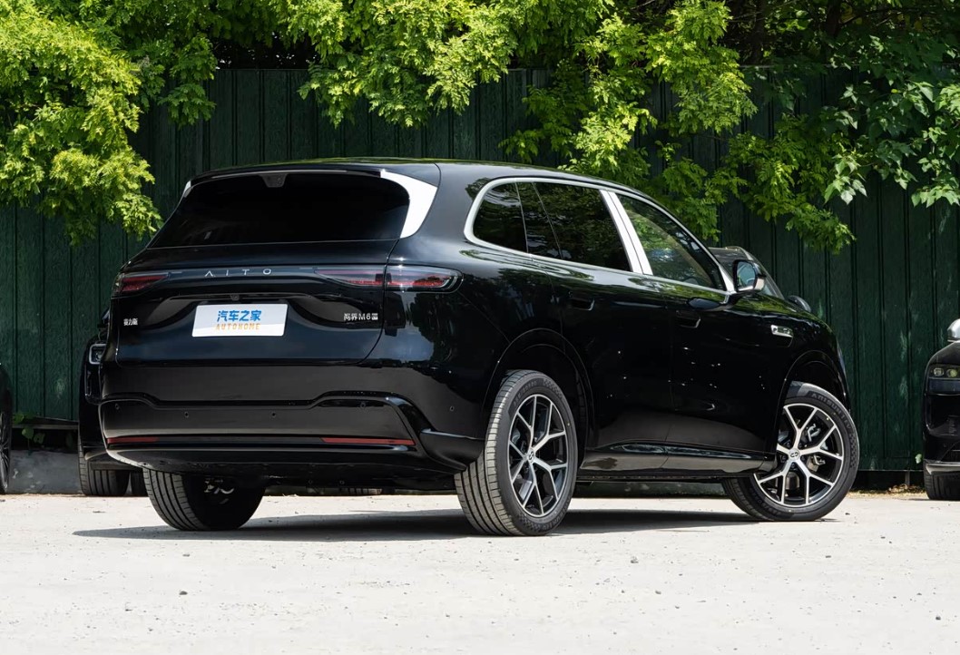  M6