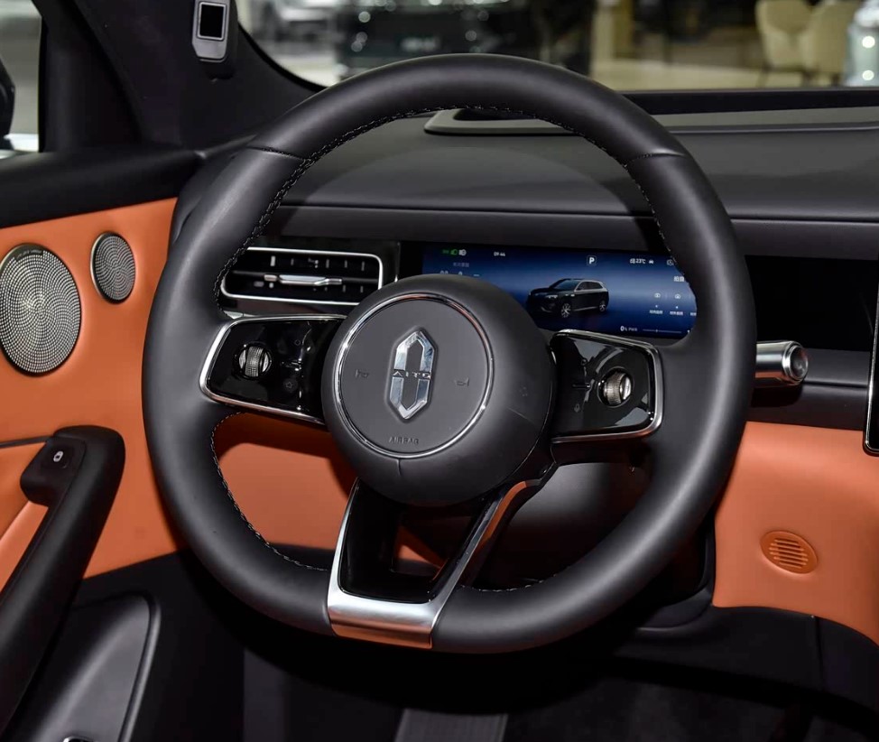  M6