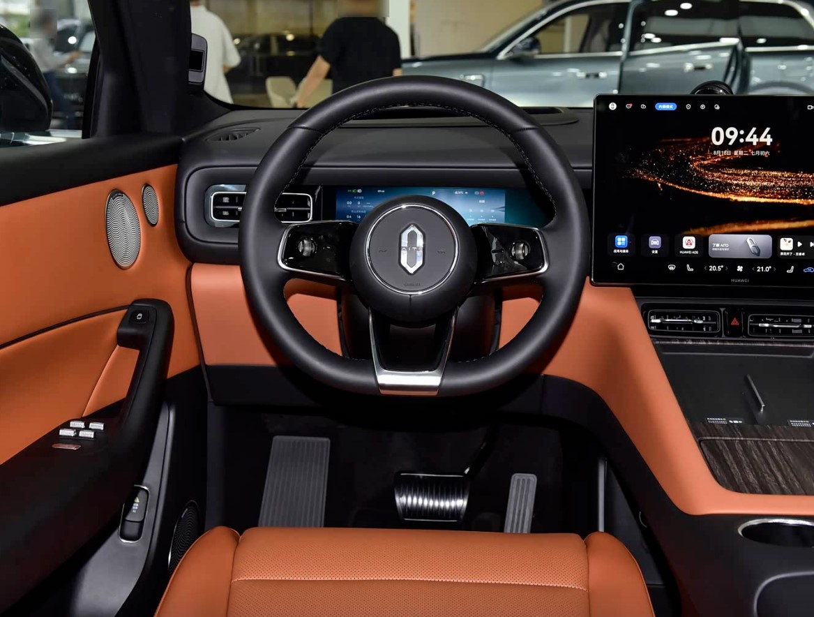  M6