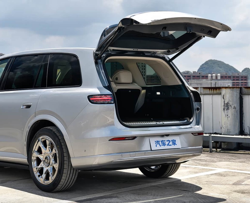  EV, Taishan X8