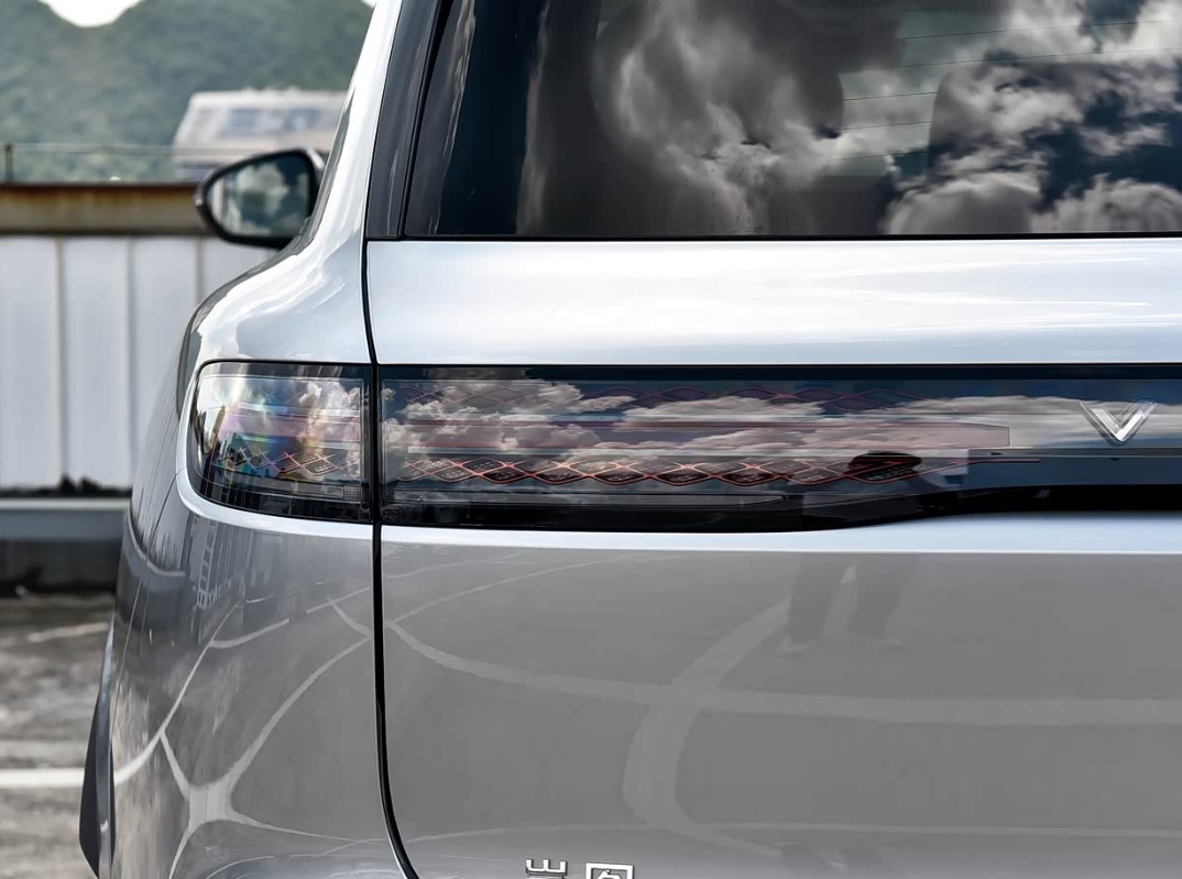  EV, Taishan X8