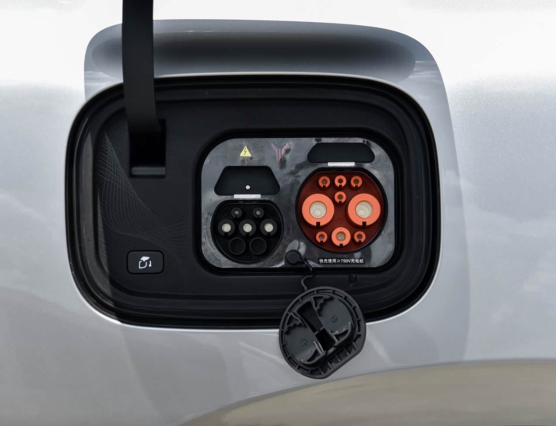  EV, Taishan X8